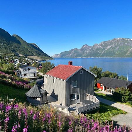 Vacation Home In Fjordgard With Views Of Segla And The Fjord Buitenkant foto